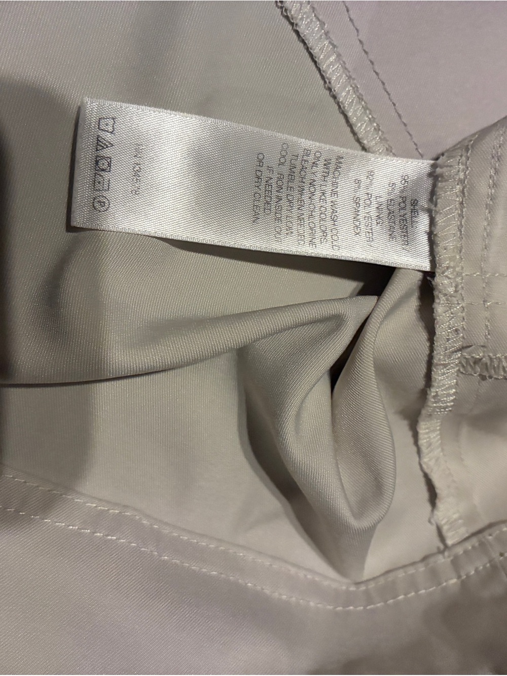Vineyard Vines Scallop Hem Skirt - Picture 8 of 9